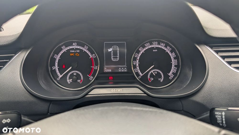 Skoda Octavia ver-1-5-tsi-gpf-act-ambition - 17