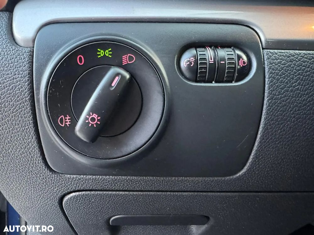 Volkswagen Golf Variant 1.6 TDI DPF Trendline - 15