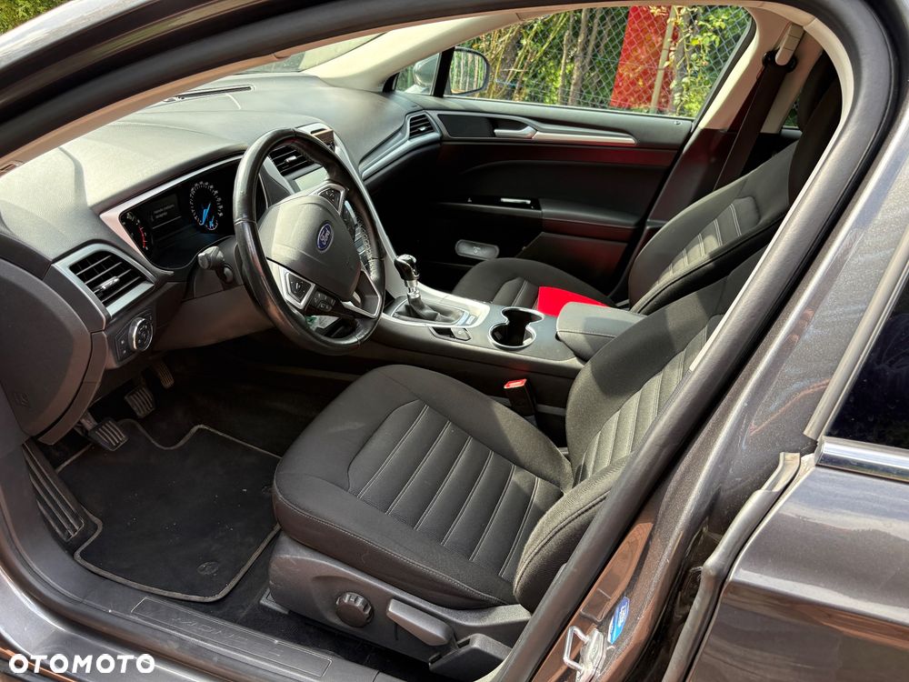 Ford Mondeo 1.5 EcoBoost Titanium - 9
