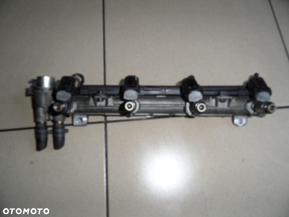 LISTWA WTRYSKOWA VW GOLF IV 1.6 16V SEAT - 3