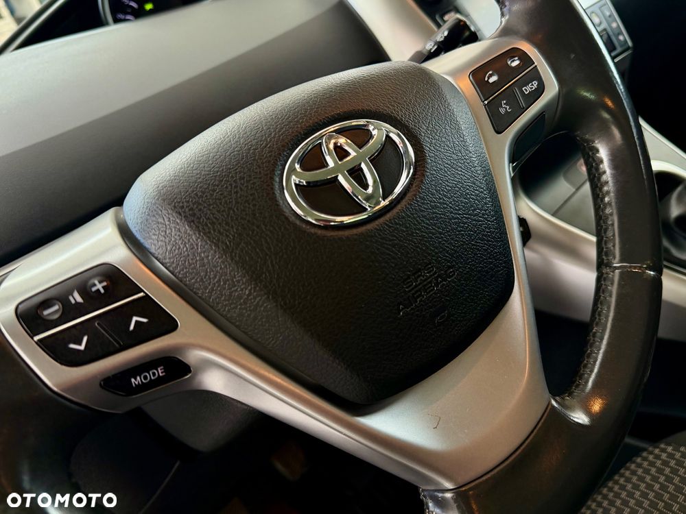 Toyota Verso 1.6 D-4D Prestige - 29