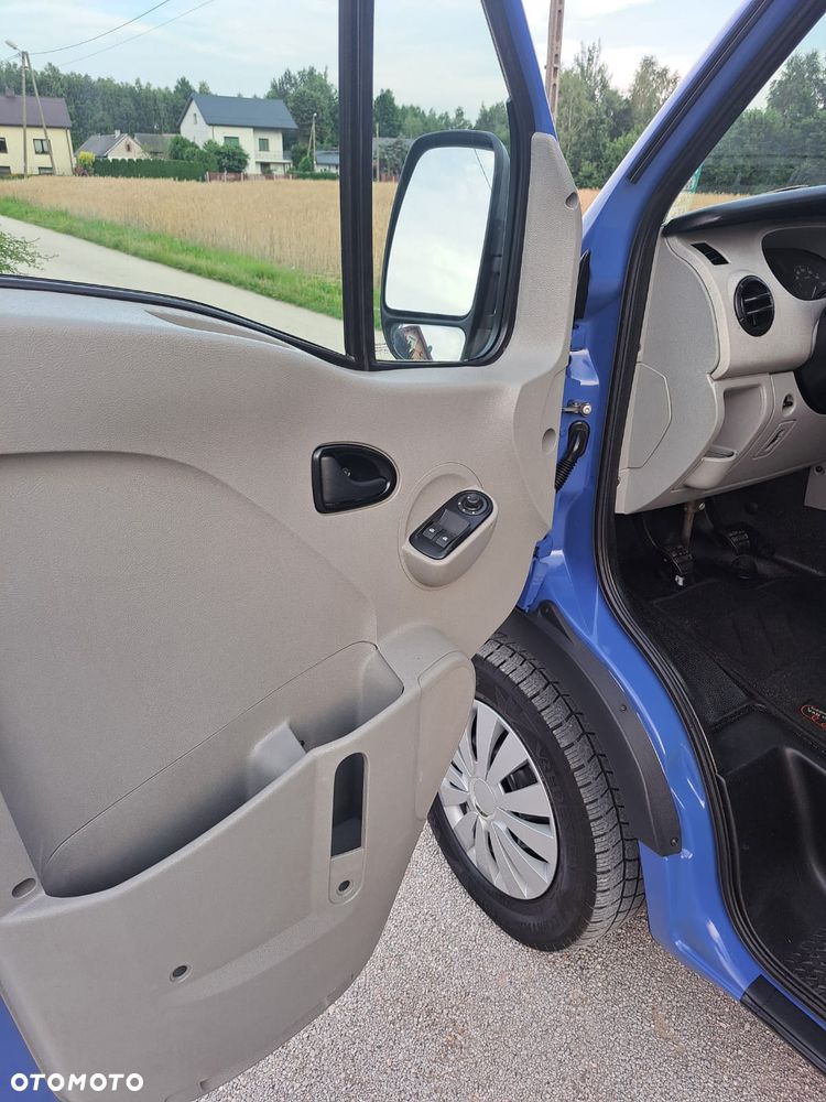Nissan Interstar - 8