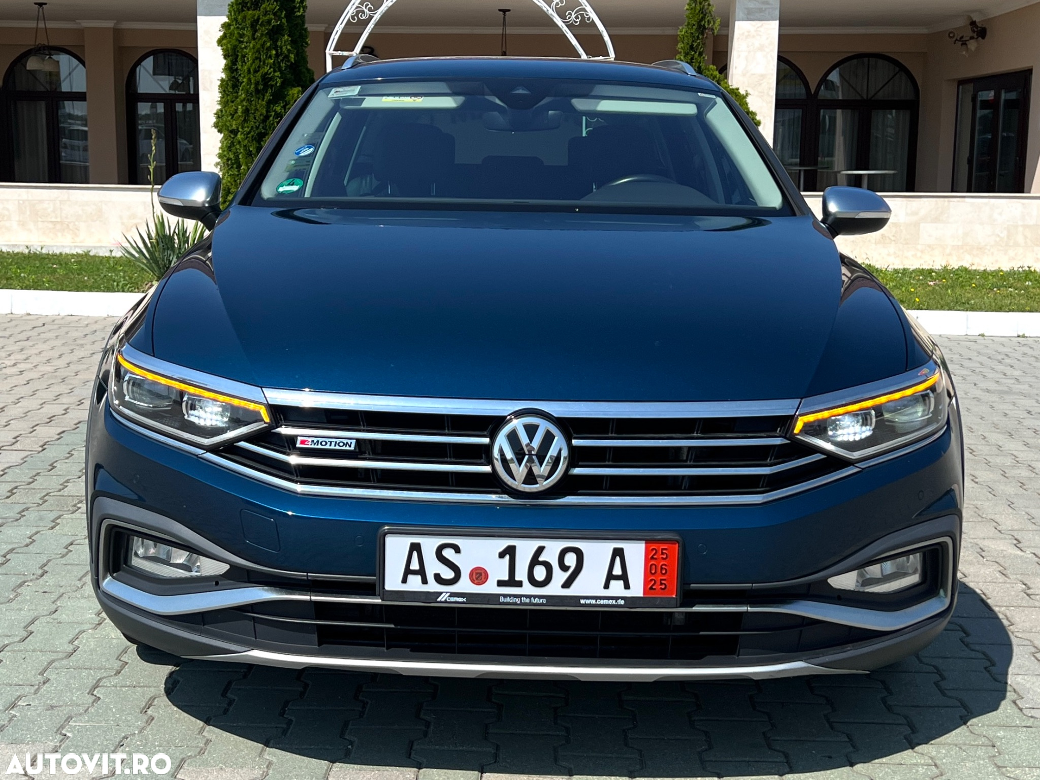 Volkswagen Passat Variant 2.0 TDI DSG 4Motion Highline - 26
