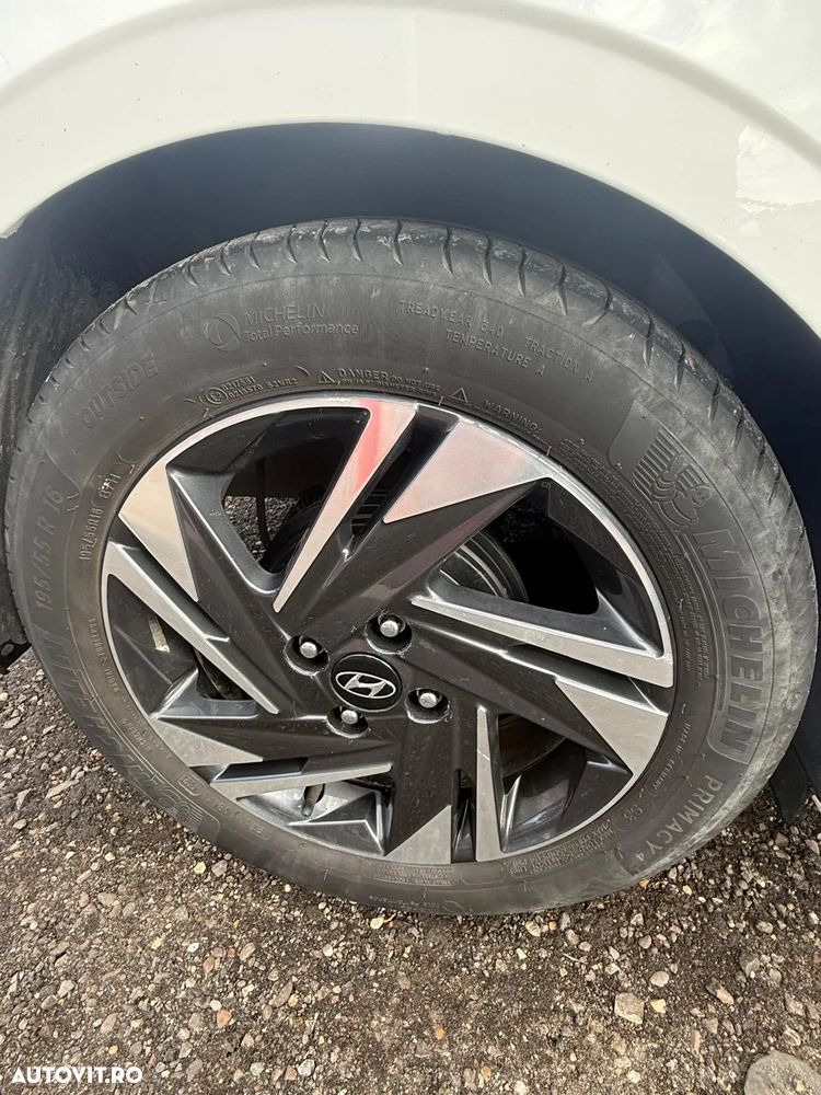 Hyundai i20 1.2 L 84CP 5DR Led Line - 19