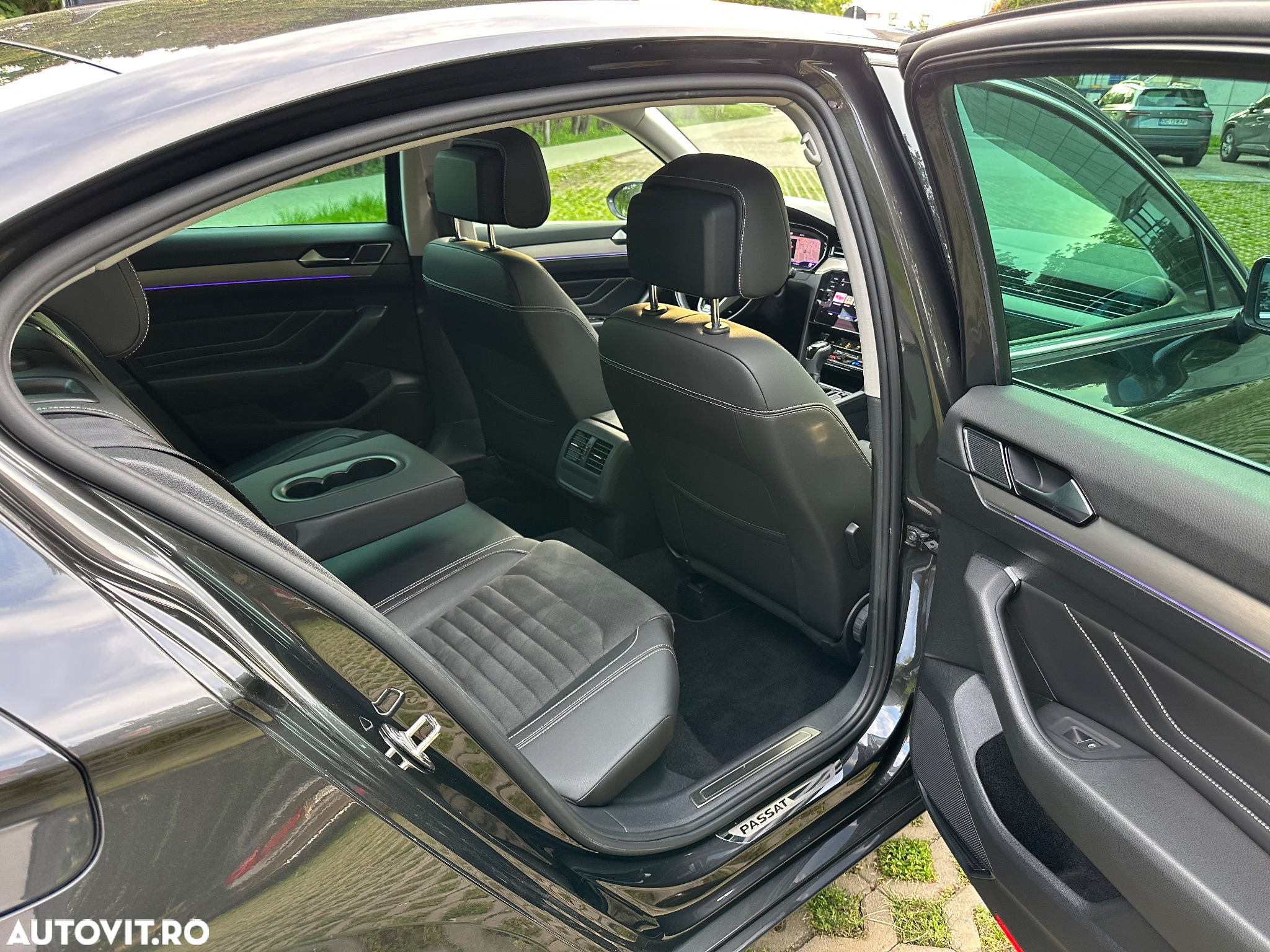Volkswagen Passat 2.0 TDI DSG R Executive - 12