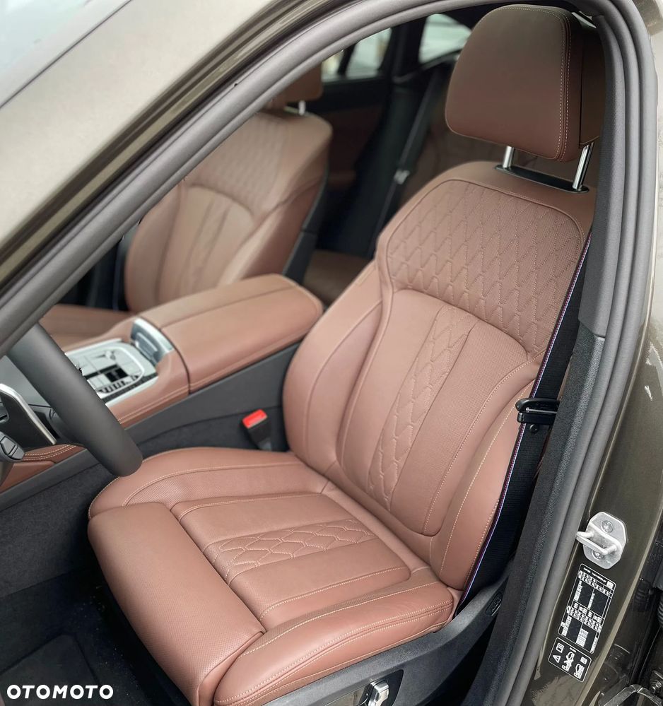 BMW X6 - 15