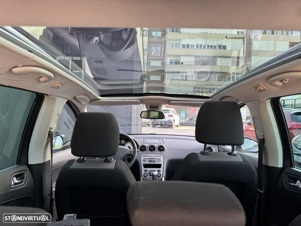 Peugeot 308 SW - 12