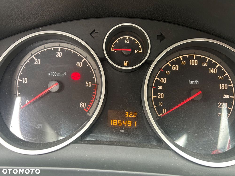 Opel Zafira - 12