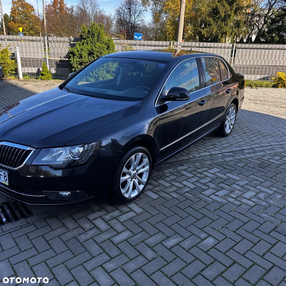 Skoda Superb 2.0 TDI Ambition - 6