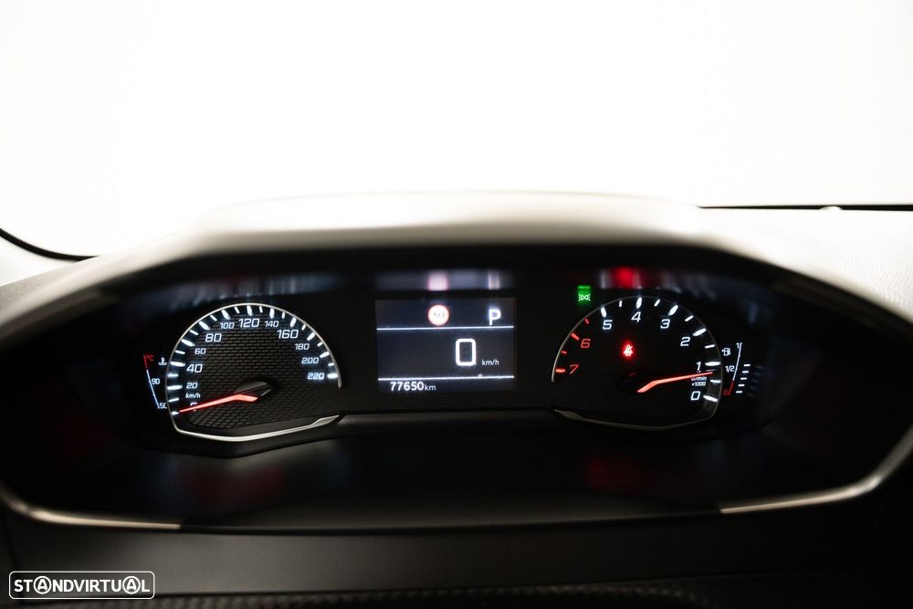 Peugeot 208 1.2 PureTech Allure EAT8 - 26