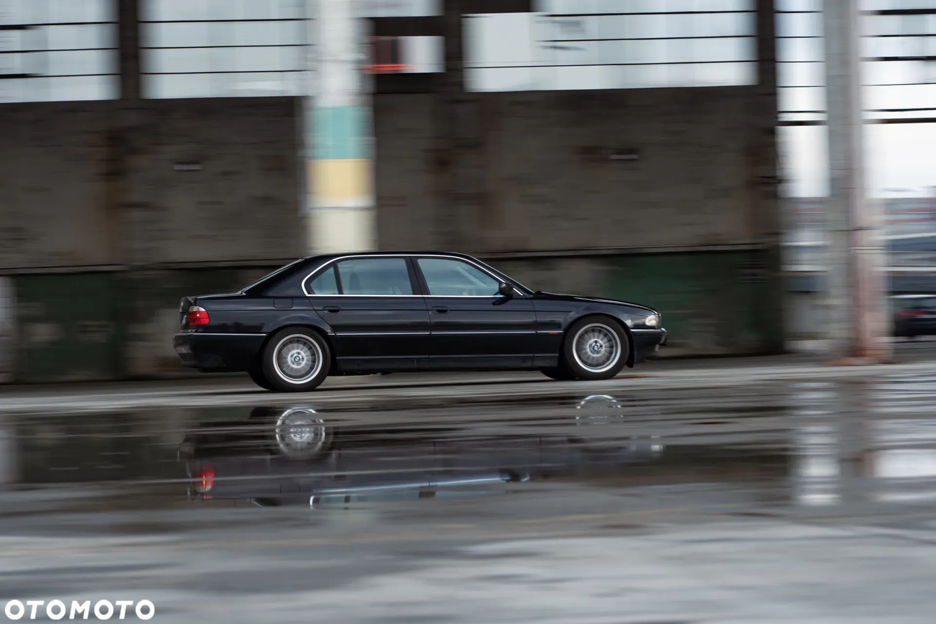 BMW Seria 7 740iL - 3