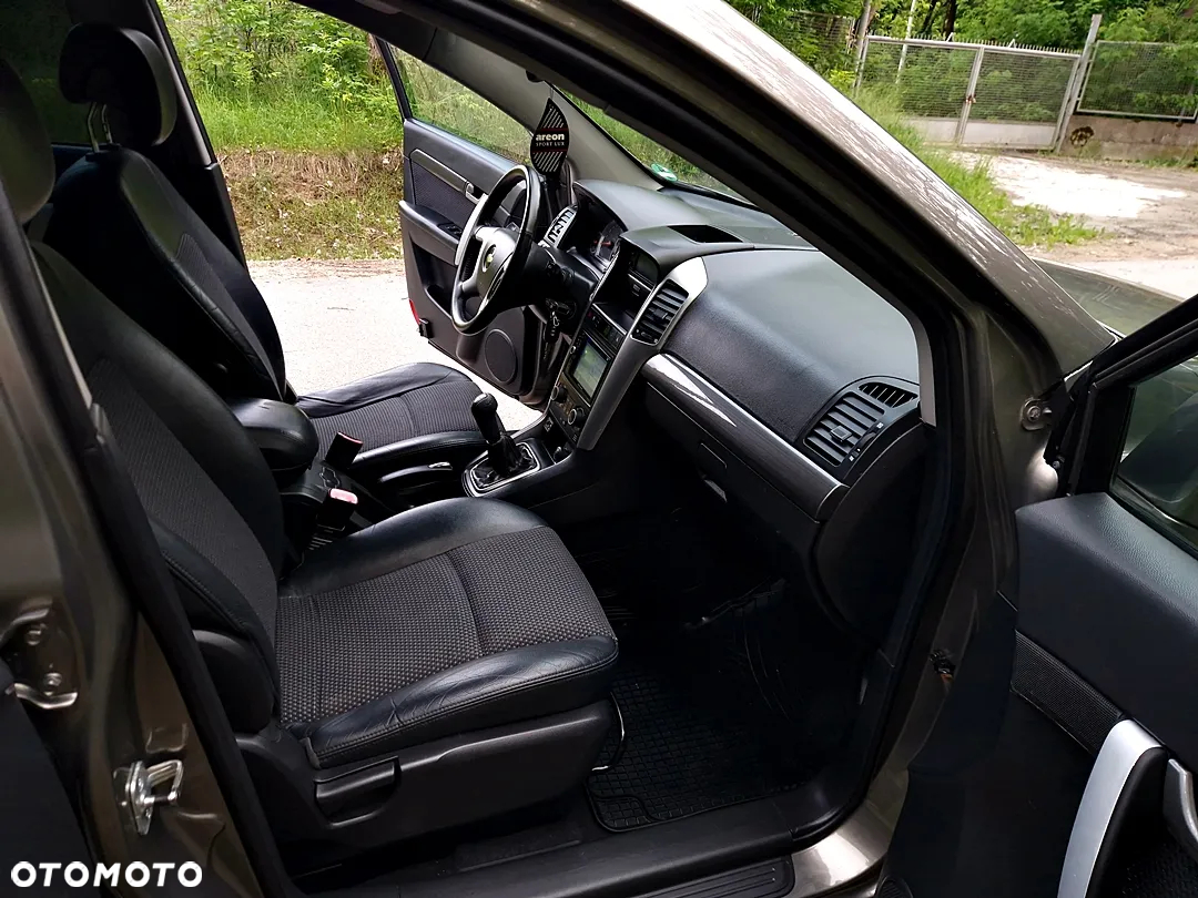 Chevrolet Captiva 2.4 2WD 7 Sitzer LS Family Edition - 25