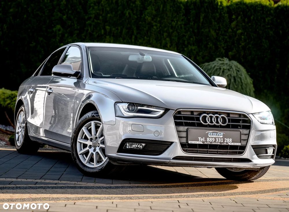 Audi A4 Limousine - 1