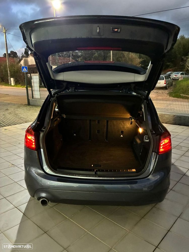 BMW 225xe Active Tourer - 9