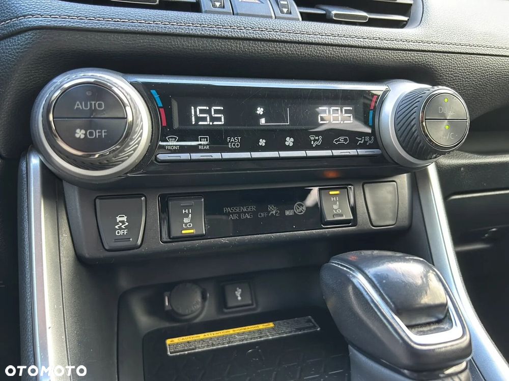 Toyota RAV4 - 29