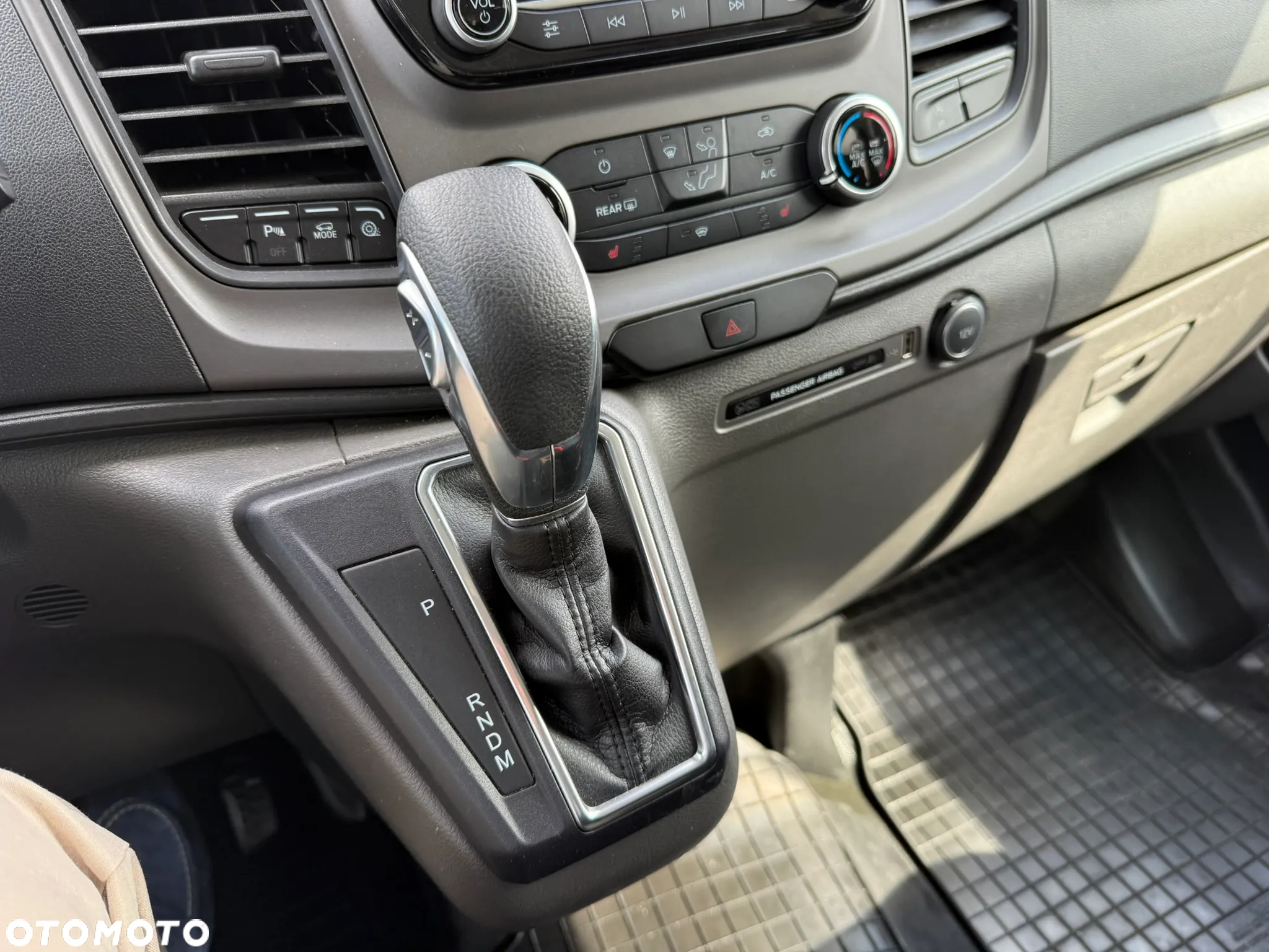 Ford Transit Custom - 21