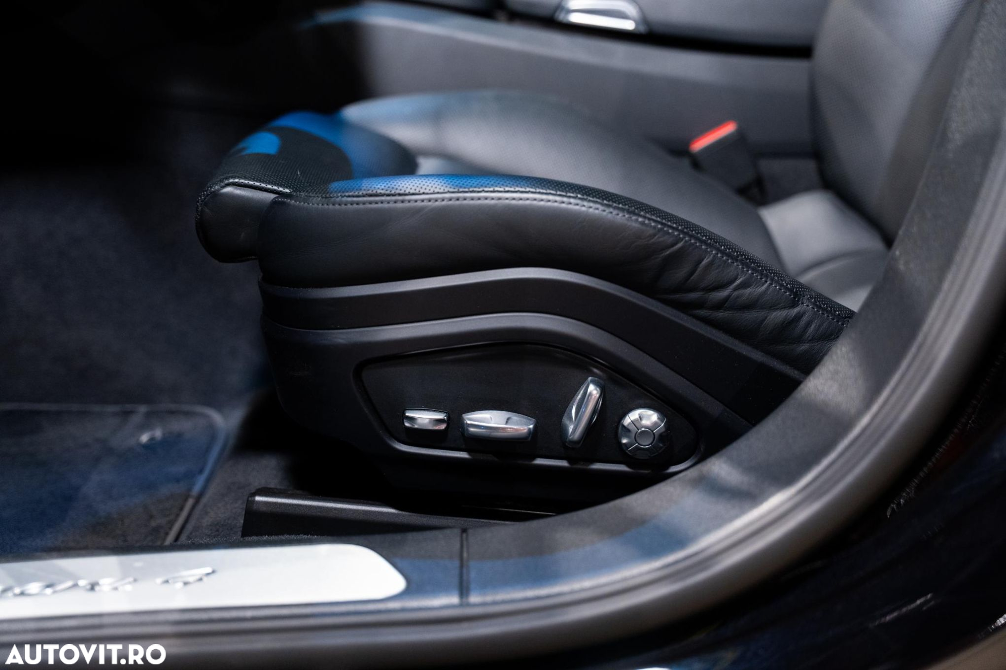 Porsche Panamera - 16