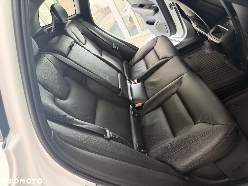 Volvo XC 60 - 23