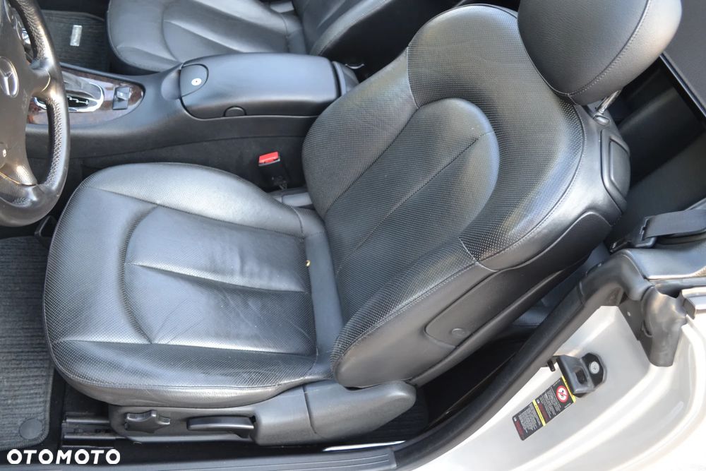 Mercedes-Benz CLK - 20