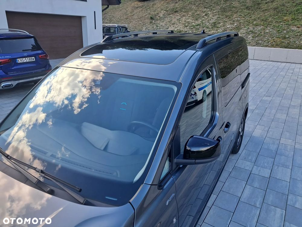 Ford Tourneo Connect Grand - 9