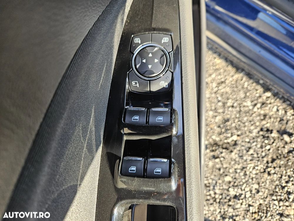 Ford Mondeo 2.0 TDCi Titanium - 11