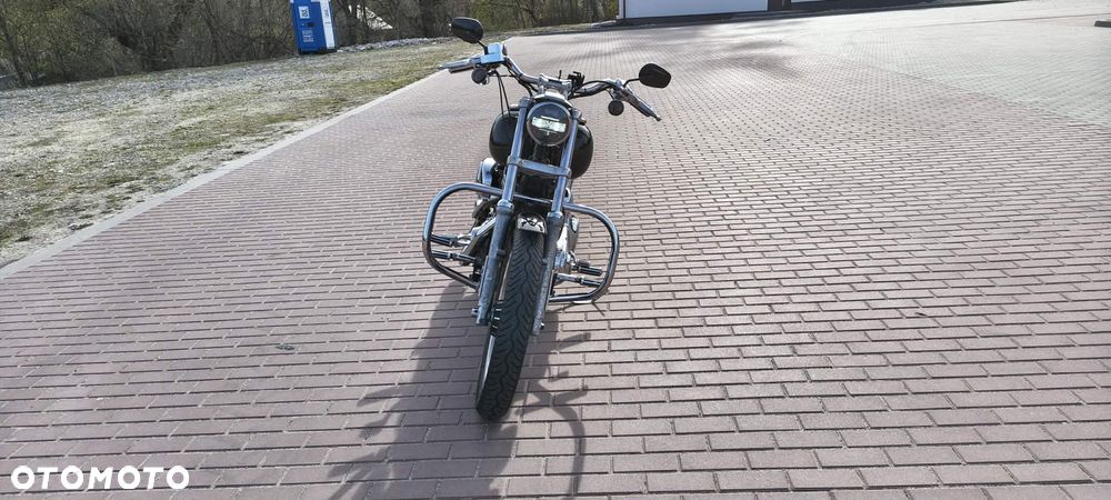 Harley-Davidson Dyna Street Bob - 3