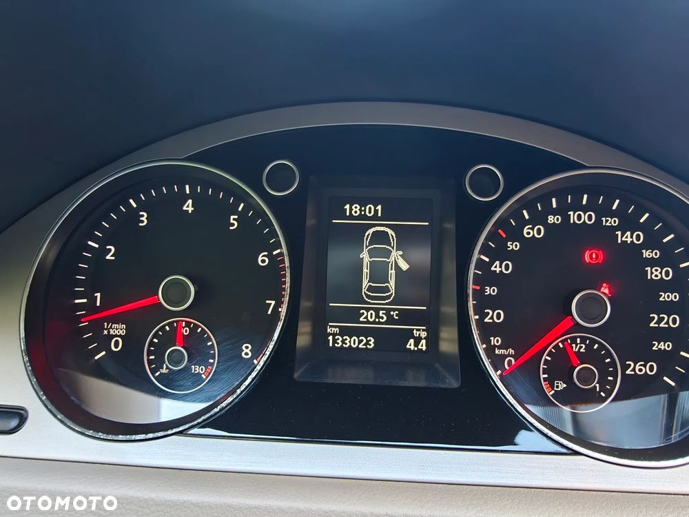 Volkswagen Passat 1.4 TSI Comfortline - 7