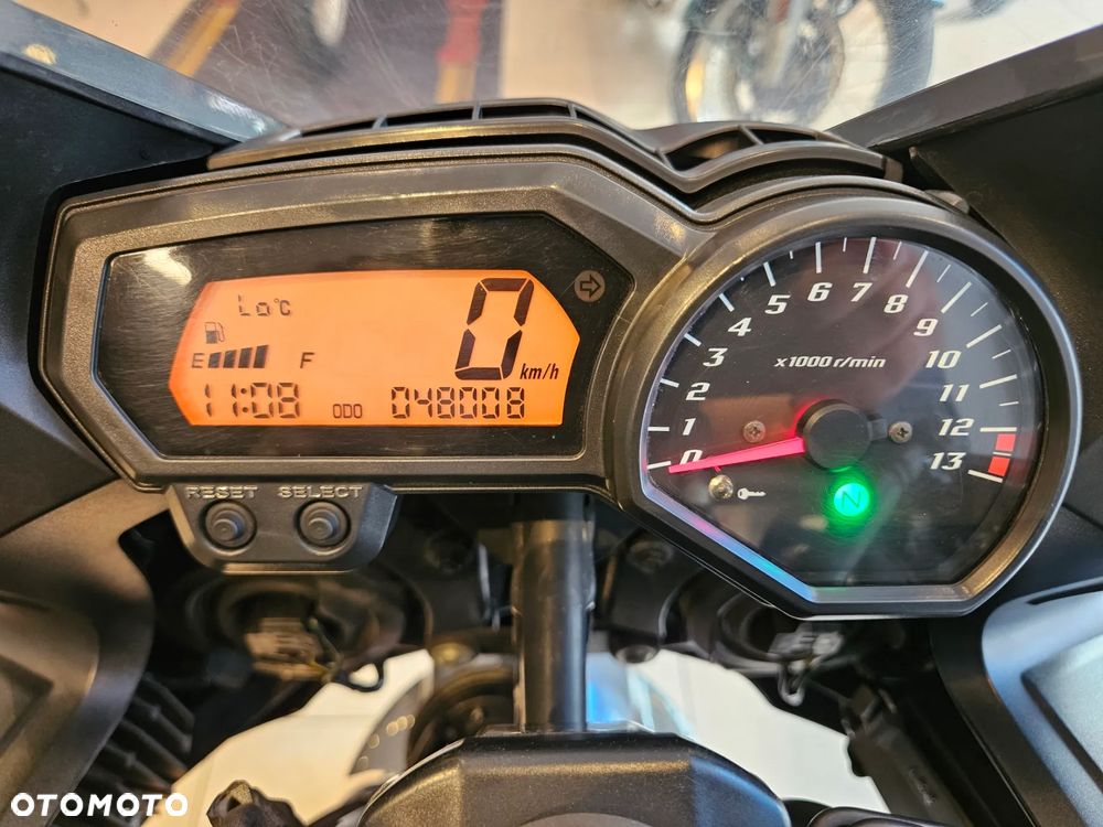 Yamaha FZ - 11