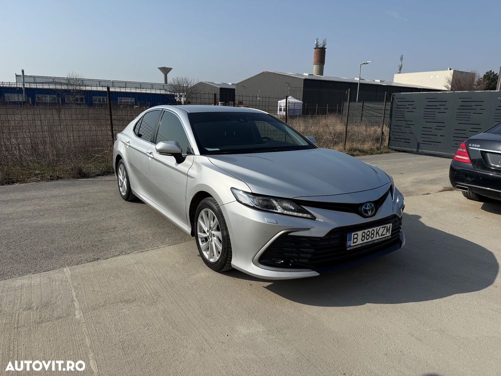Toyota Camry 2.5 Exclusive - 3