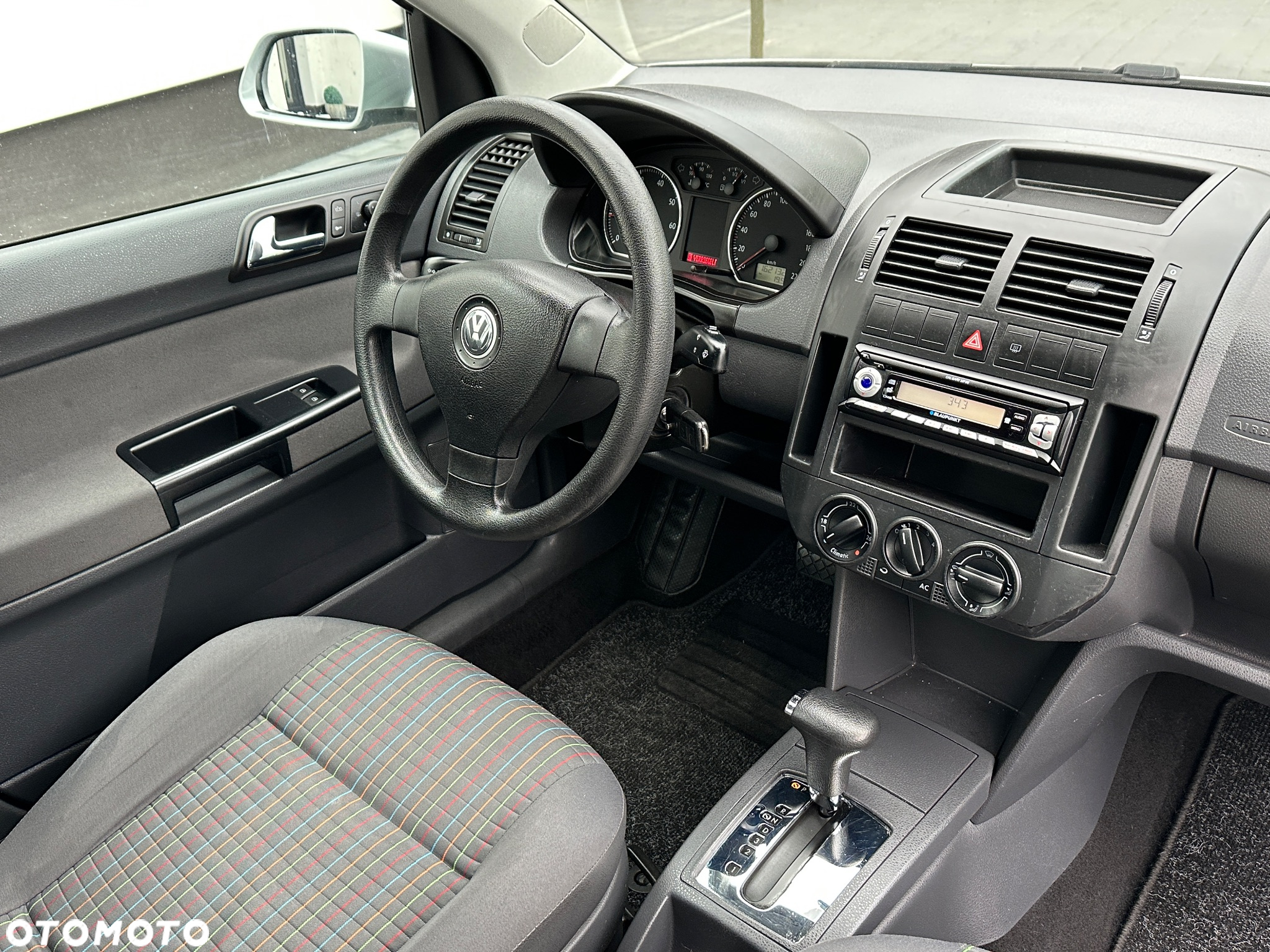Volkswagen Polo - 16