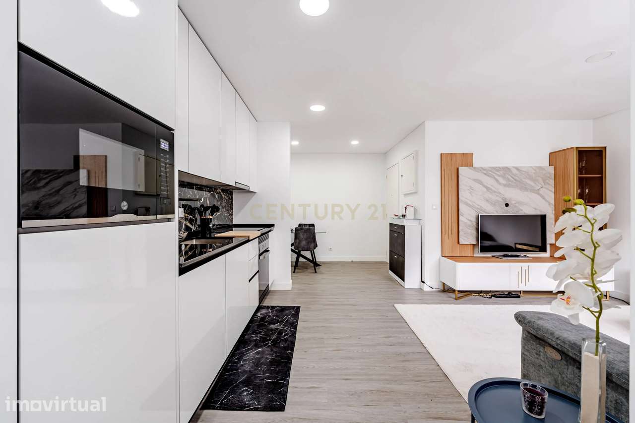 Apartamento T1 Como Novo, em Corroios - Grande imagem: 3/22
