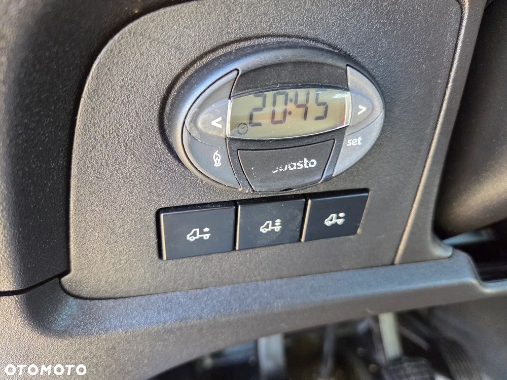 Iveco Daily Line A60C17 / 24 miejsca / - 18