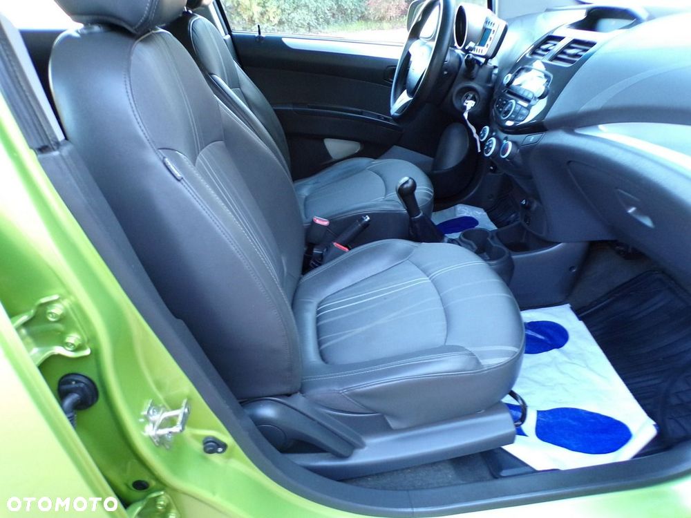 Chevrolet Spark - 22
