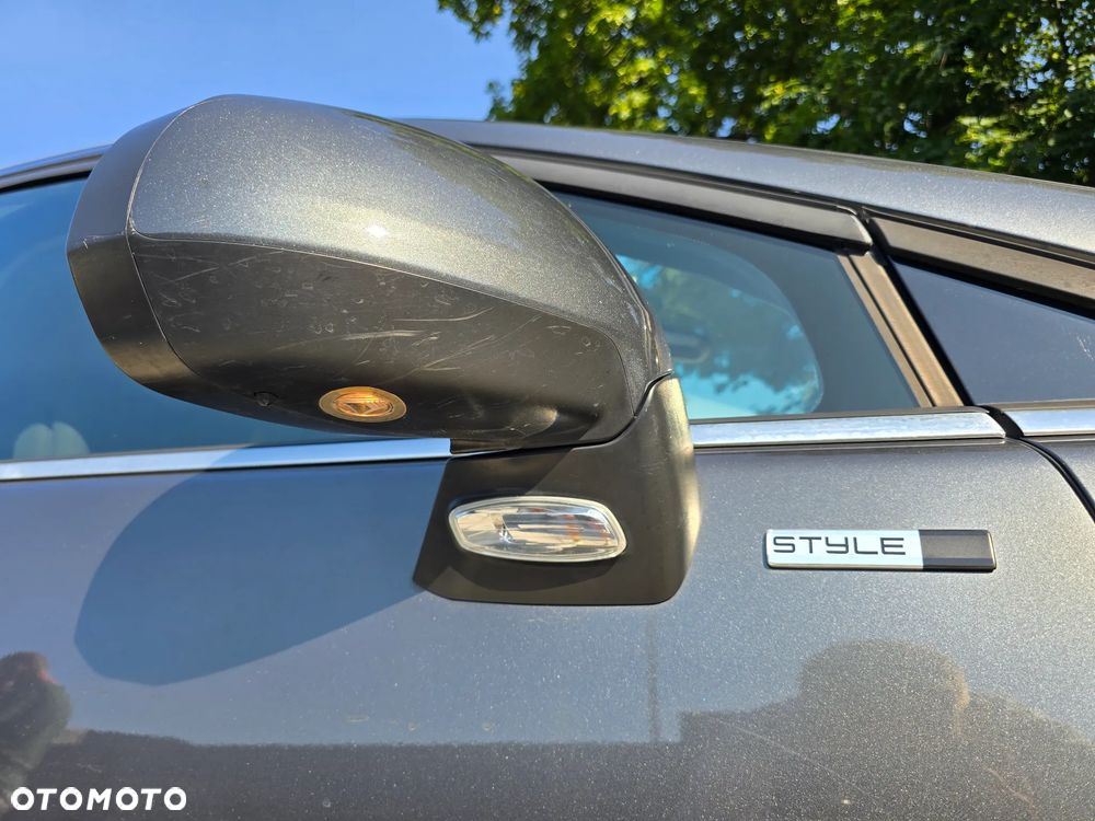 Peugeot 5008 1.6 HDi Style 7os - 23