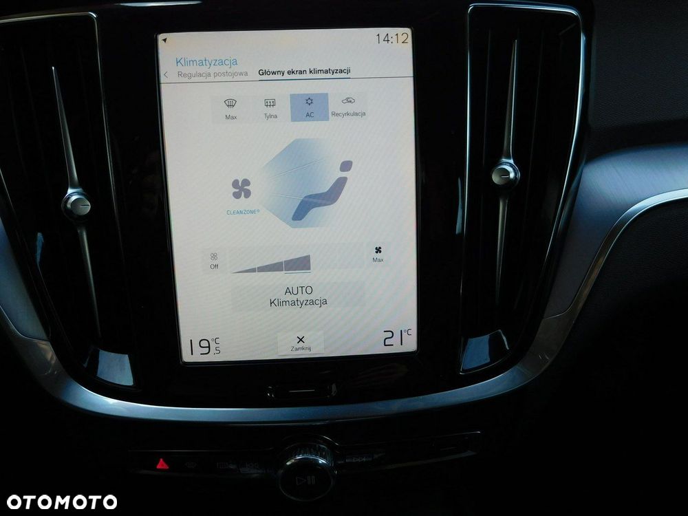 Volvo V60 D3 Momentum Pro - 19