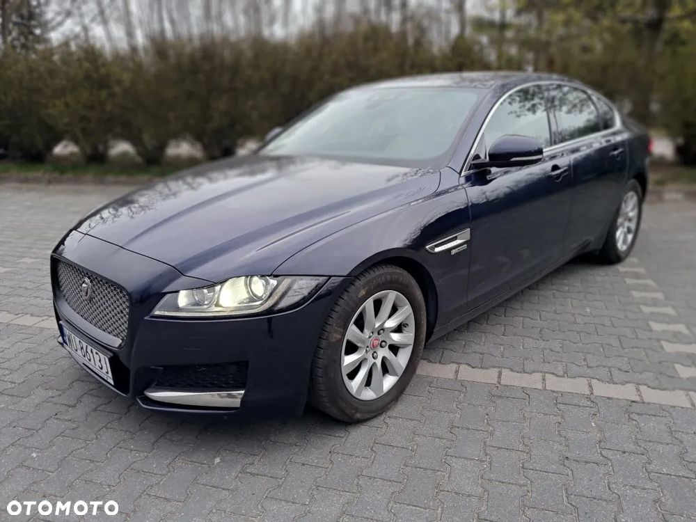 Jaguar XF 2.0 i4D Prestige - 6