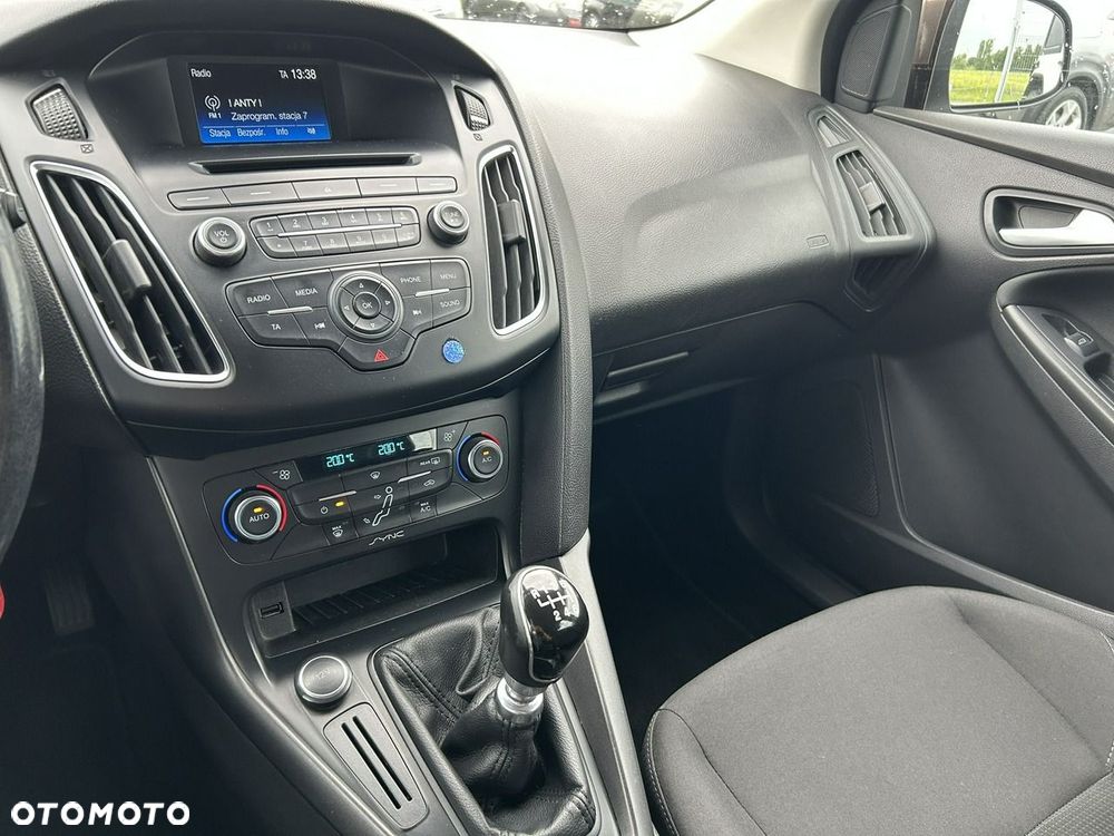 Ford Focus - 12