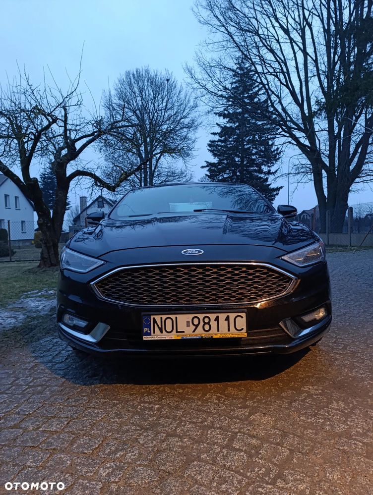 Ford Fusion - 17