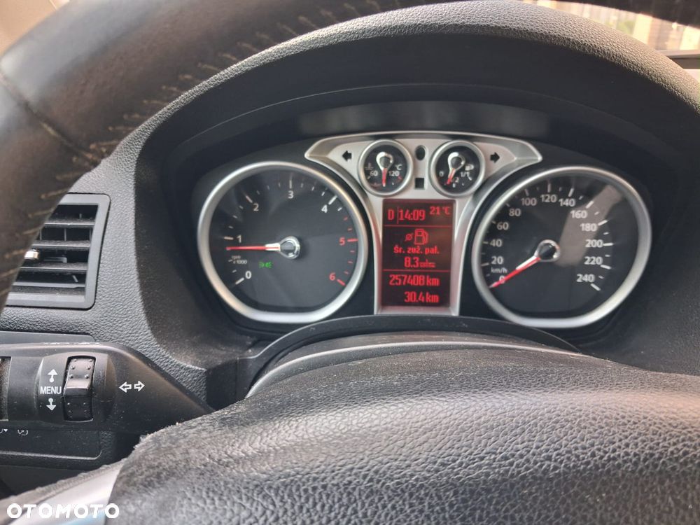 Ford Kuga 2.0 TDCi Titanium MPS6 - 12