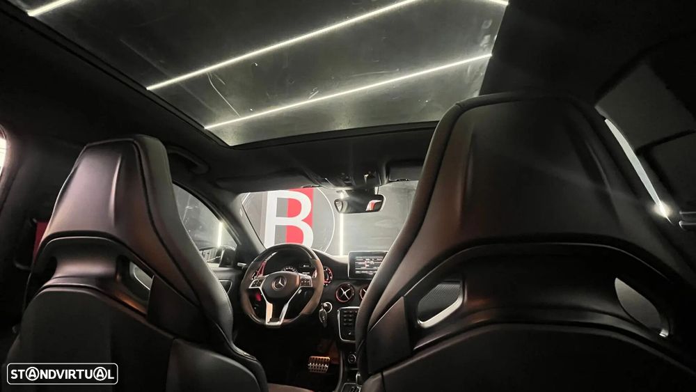 Mercedes-Benz A 45 AMG - 18