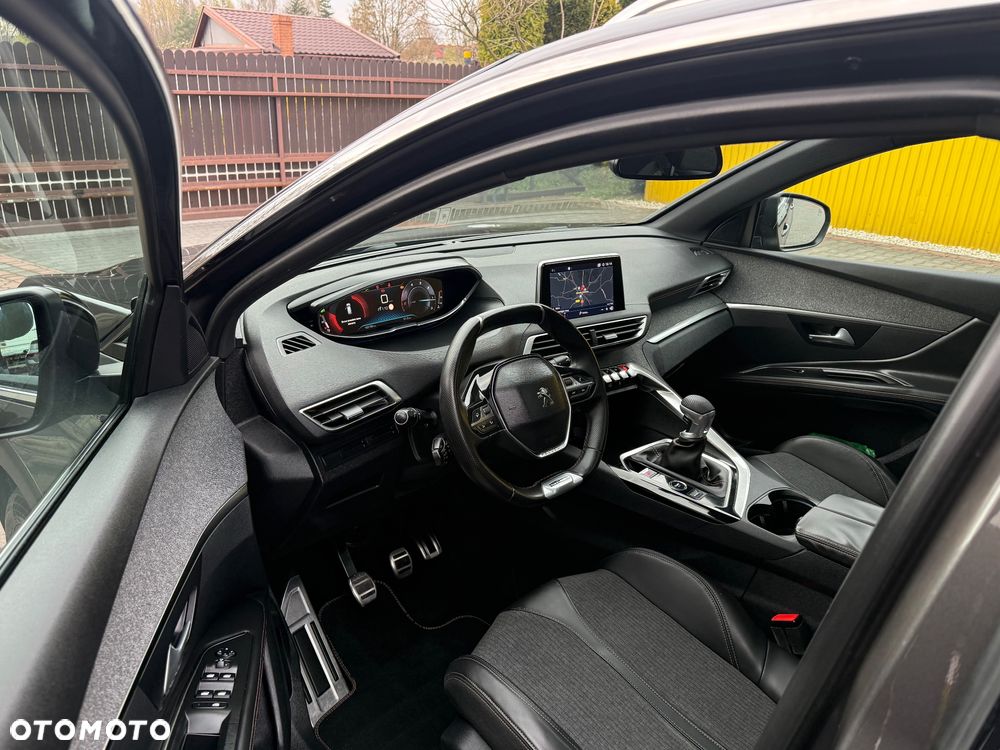 Peugeot 3008 - 15
