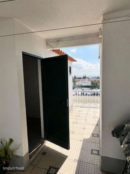 T0 no Centro de Oeiras, Bairro Augusto Castro - Grande imagem: 2/8