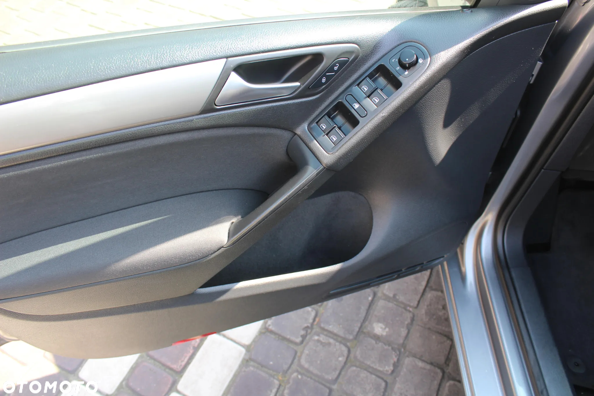 Volkswagen Golf - 14