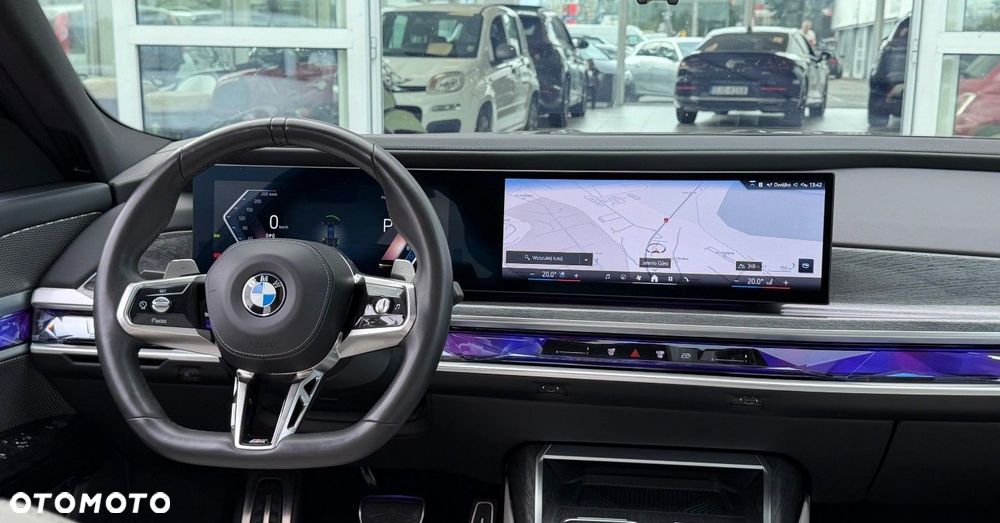 BMW Seria 7 - 18