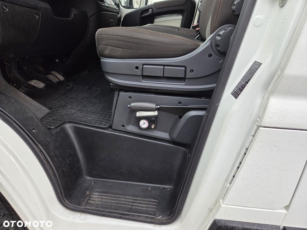 Citroën JUMPER - 12