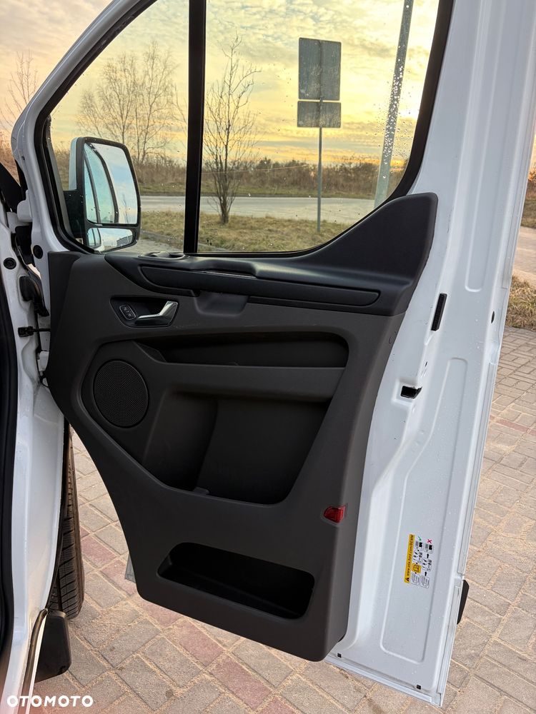 Ford Transit Custom Kombi 320 L1H1 Trend - 18