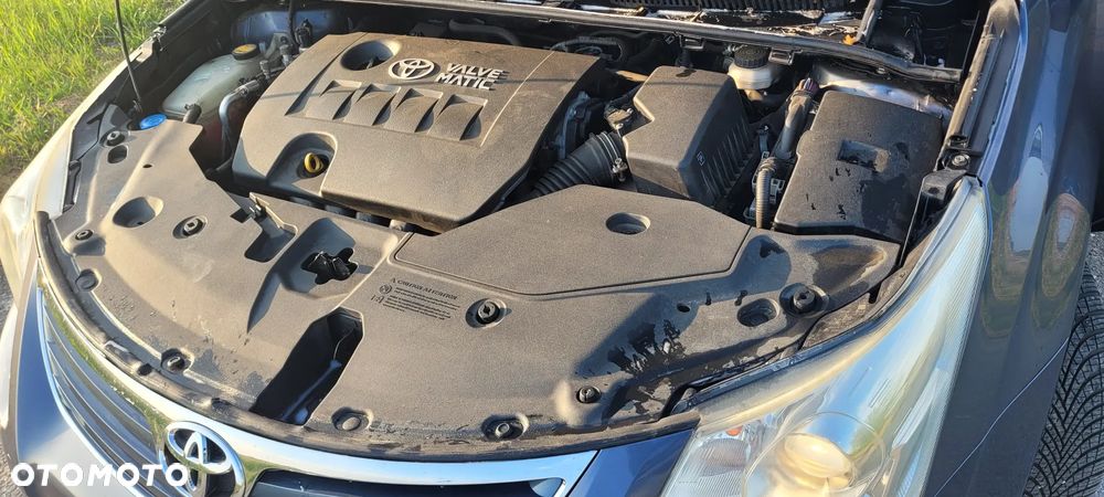 Toyota Avensis 1.8 Sol - 20