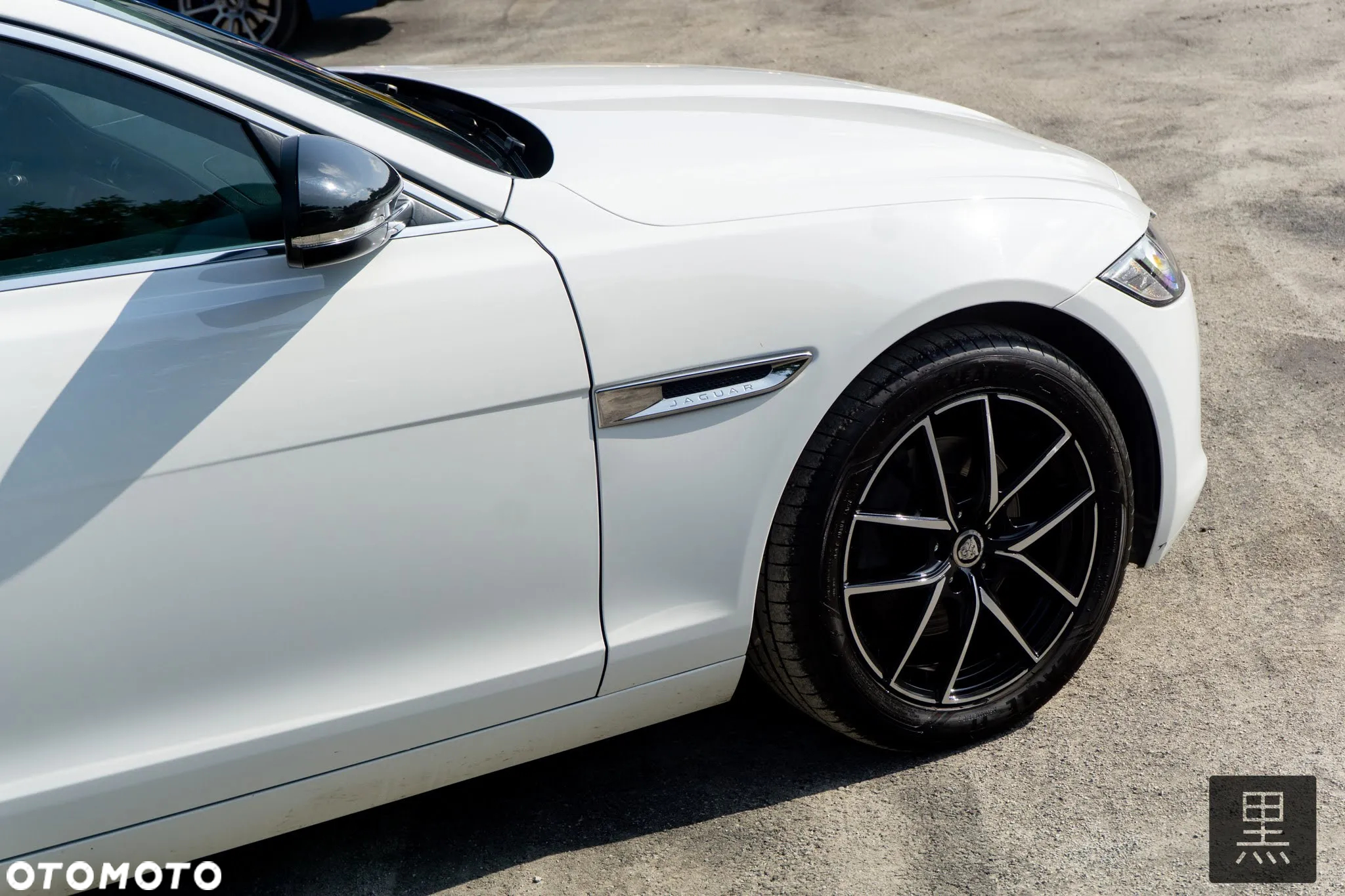 Jaguar XF 2.0 i4D Prestige - 13