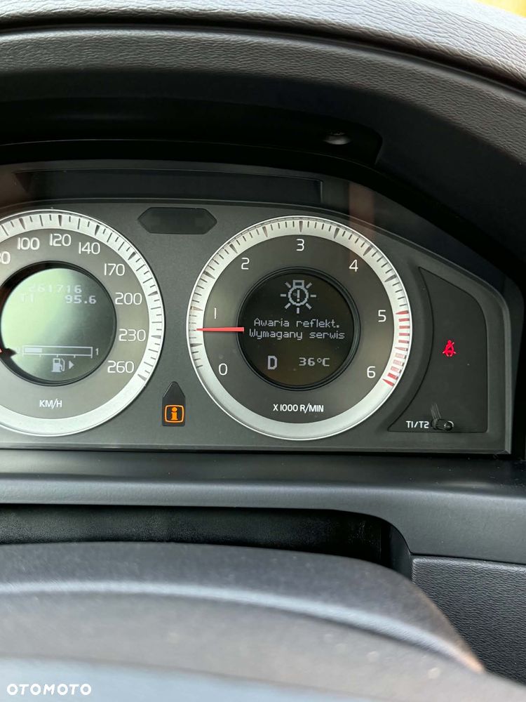 Volvo S80 2.4D5 AWD Executive - 32