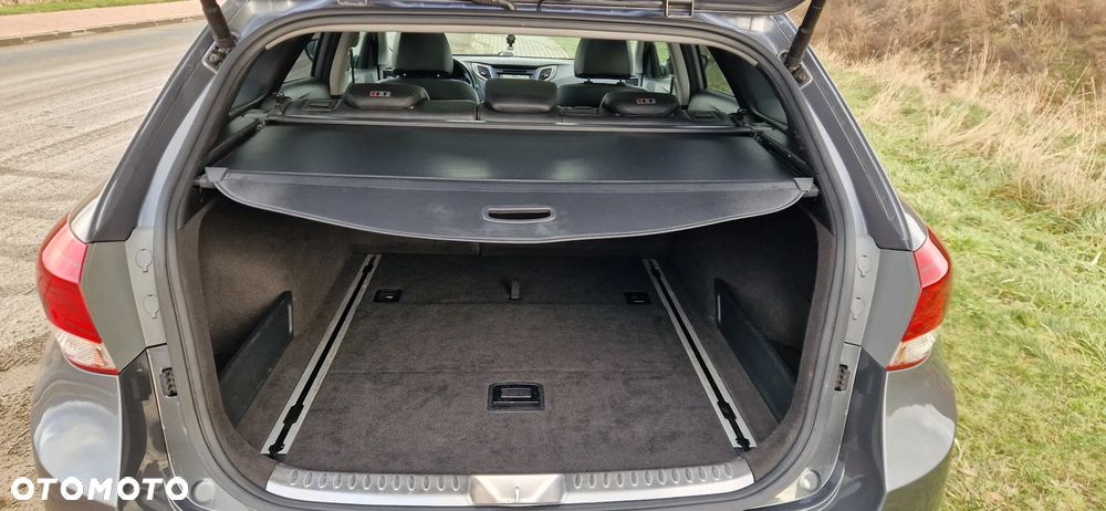 Hyundai i40 Kombi 1.7 CRDi DCT Premium - 10